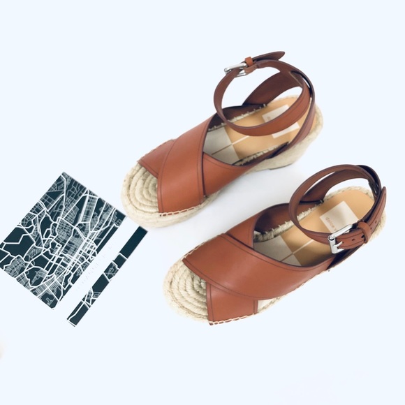 Dolce Vita Carsie Brown Leather Wedge Sandals Ankle Strap Heel 3.75” Pla… - Picture 2 of 5